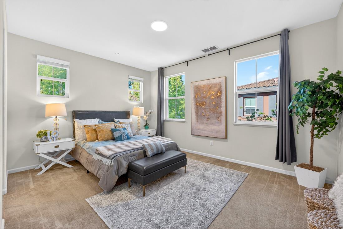 Detail Gallery Image 31 of 49 For 499 Calabria Pl, San Jose,  CA 95128 - 4 Beds | 4 Baths