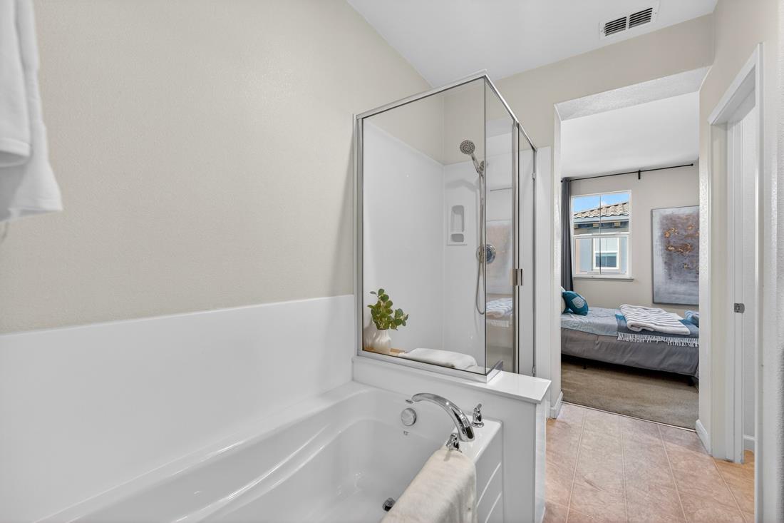 Detail Gallery Image 38 of 49 For 499 Calabria Pl, San Jose,  CA 95128 - 4 Beds | 4 Baths