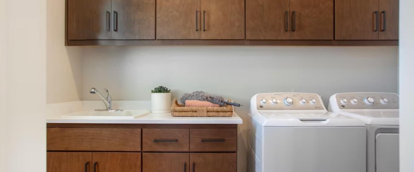 Detail Gallery Image 10 of 10 For 3175 Scott Edwards Ln, Lathrop,  CA 95330 - 4 Beds | 3/1 Baths