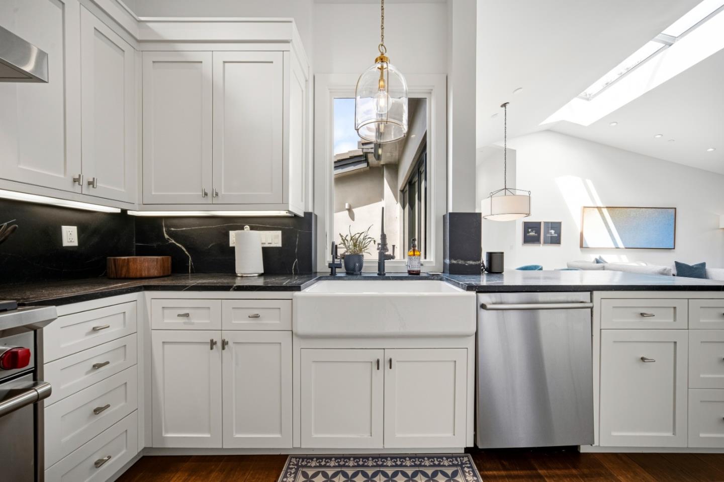 Detail Gallery Image 10 of 32 For 0 Lobos, 4 Nw of 1st Ave., Carmel,  CA 93921 - 3 Beds | 3 Baths