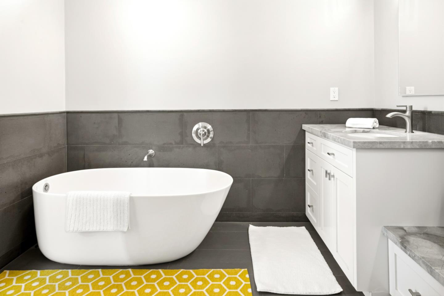 Detail Gallery Image 20 of 32 For 0 Lobos, 4 Nw of 1st Ave., Carmel,  CA 93921 - 3 Beds | 3 Baths