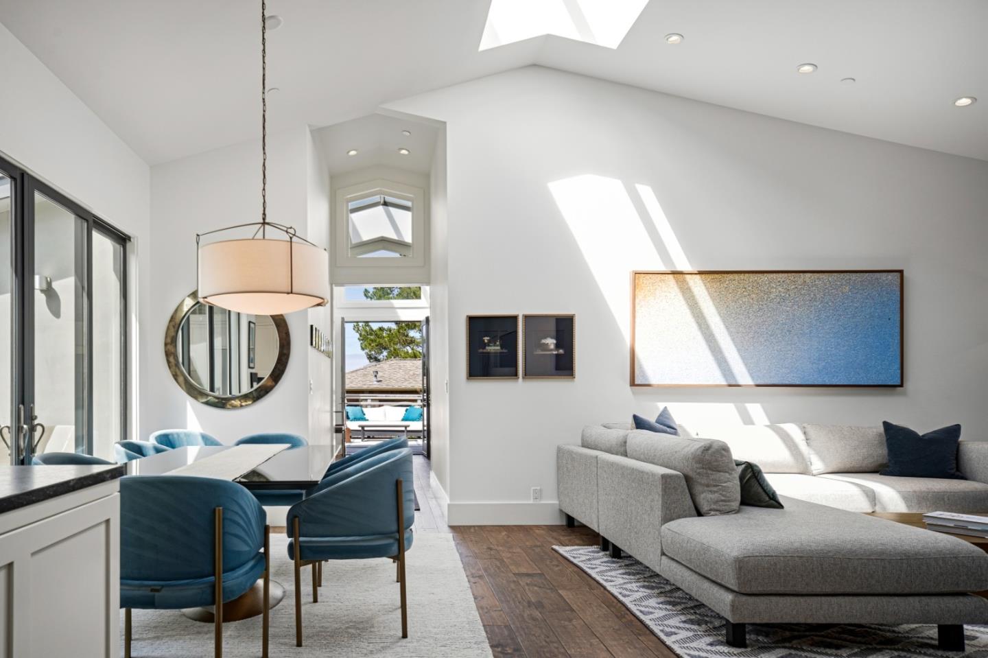 Detail Gallery Image 4 of 32 For 0 Lobos, 4 Nw of 1st Ave., Carmel,  CA 93921 - 3 Beds | 3 Baths