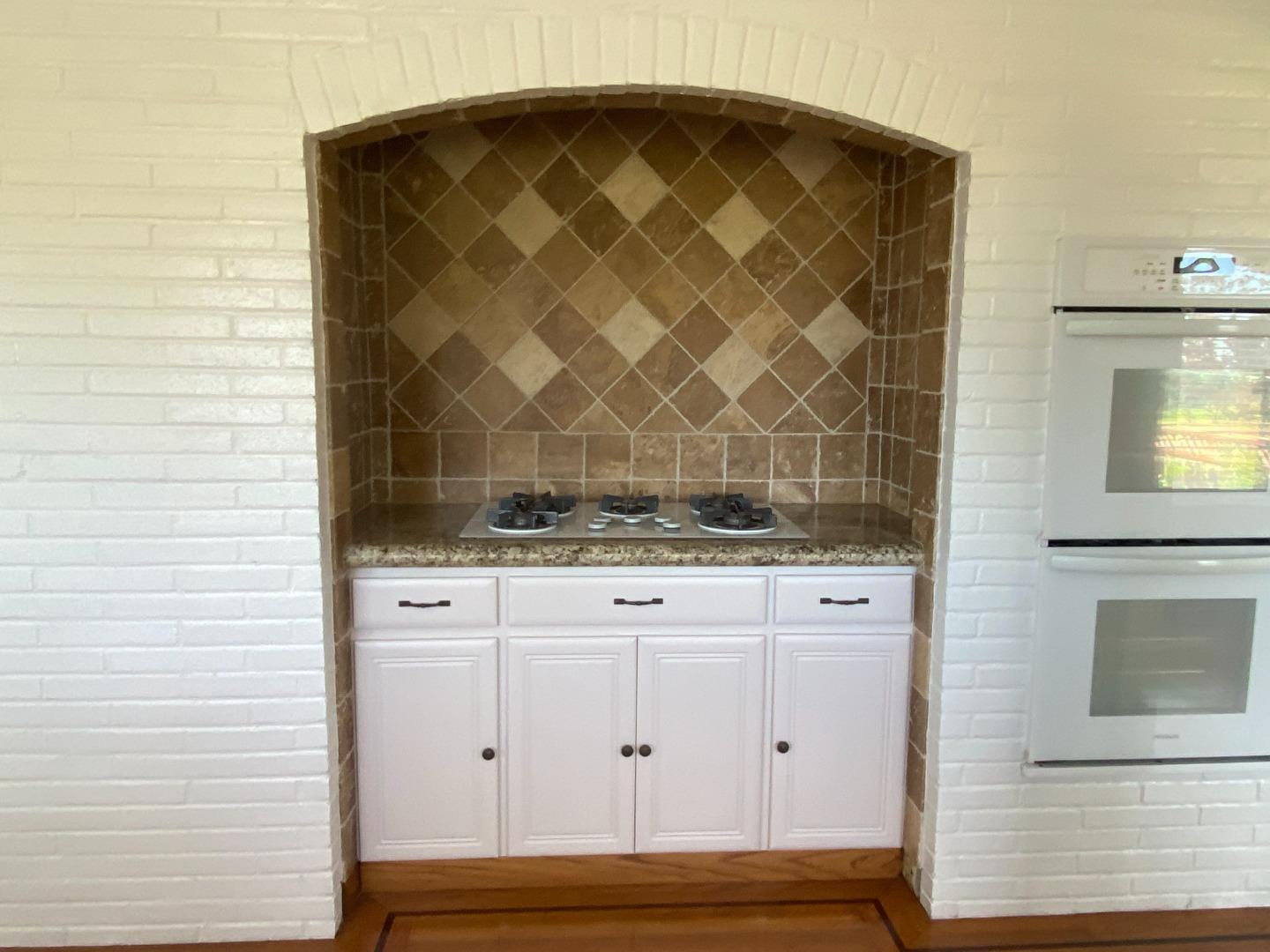 Detail Gallery Image 8 of 18 For 239 Killdeer Ct, Foster City,  CA 94404 - 4 Beds | 3 Baths