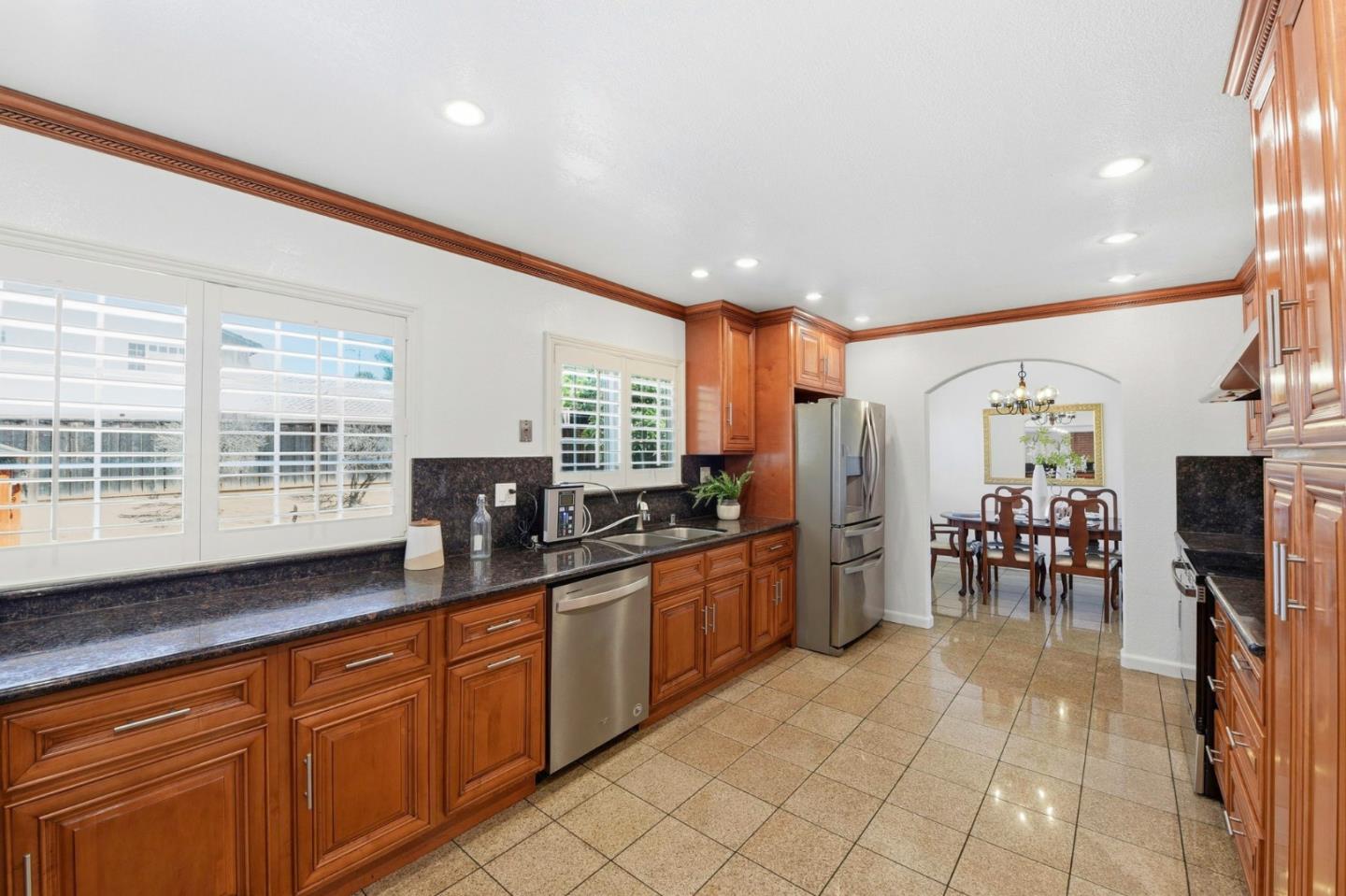 Detail Gallery Image 12 of 42 For 3607 Deedham Dr, San Jose,  CA 95148 - 4 Beds | 2/1 Baths