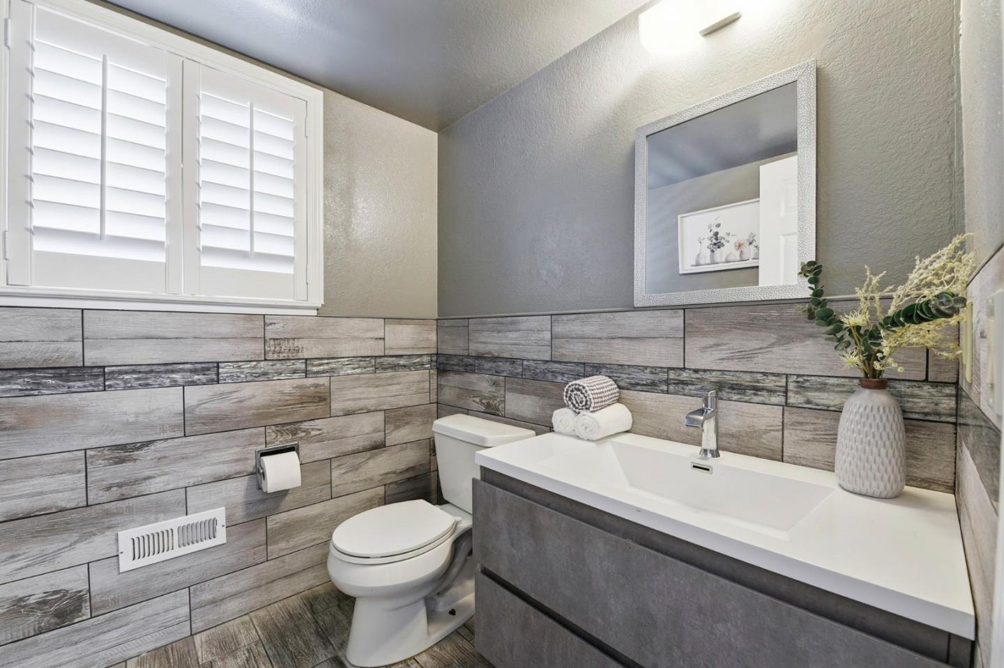 Detail Gallery Image 34 of 42 For 3607 Deedham Dr, San Jose,  CA 95148 - 4 Beds | 2/1 Baths