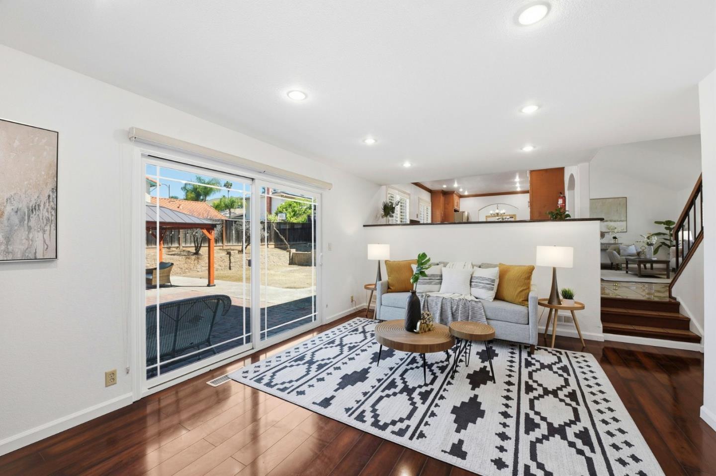 Detail Gallery Image 8 of 42 For 3607 Deedham Dr, San Jose,  CA 95148 - 4 Beds | 2/1 Baths