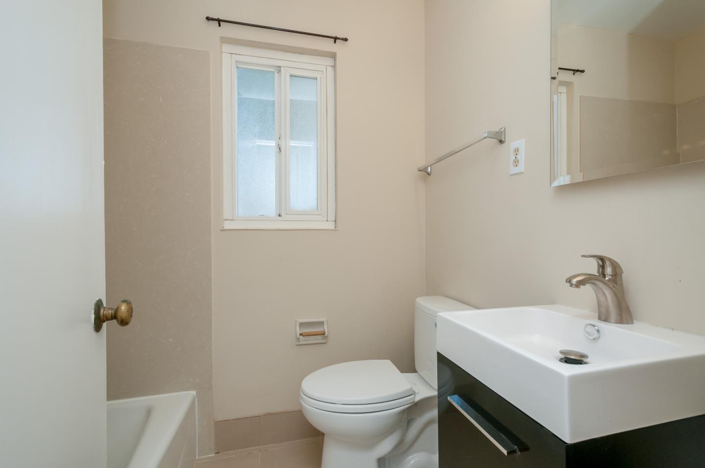 Detail Gallery Image 19 of 19 For 4 E 41st Pl a,  San Mateo,  CA 94403 - 1 Beds | 1 Baths