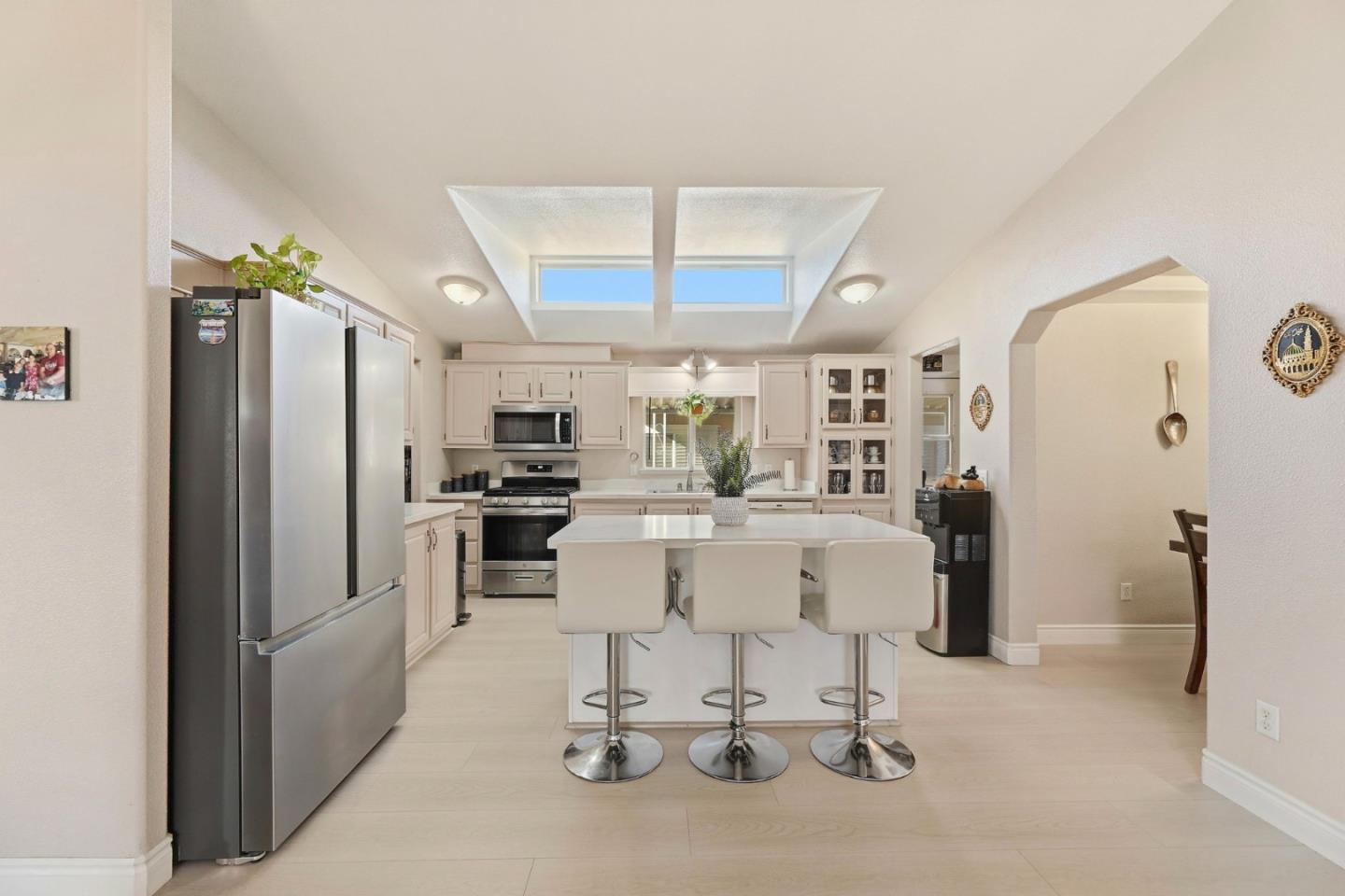 Detail Gallery Image 10 of 36 For 600 E Weddell Dr #247,  Sunnyvale,  CA 94089 - 3 Beds | 2 Baths