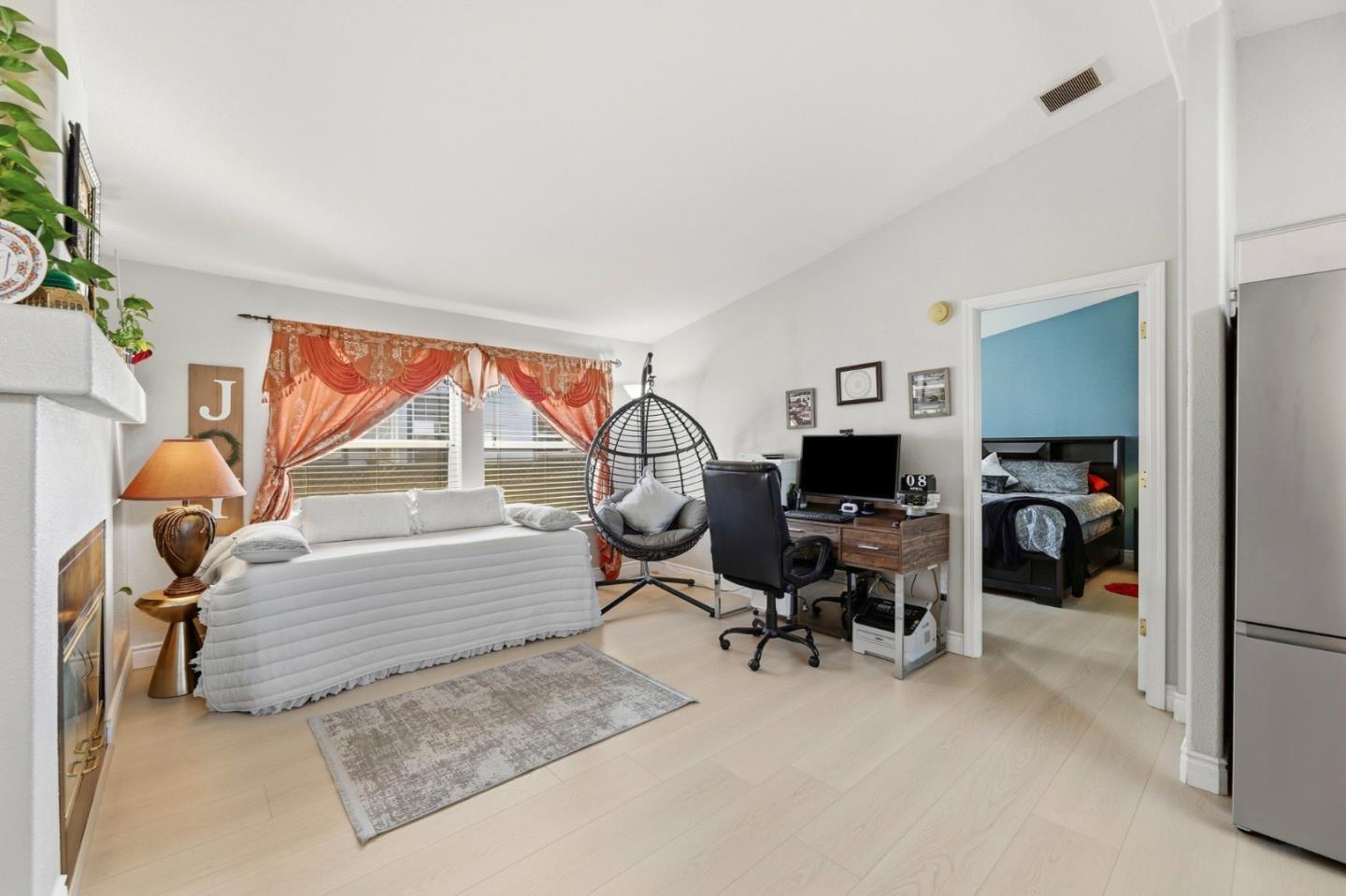 Detail Gallery Image 17 of 36 For 600 E Weddell Dr #247,  Sunnyvale,  CA 94089 - 3 Beds | 2 Baths