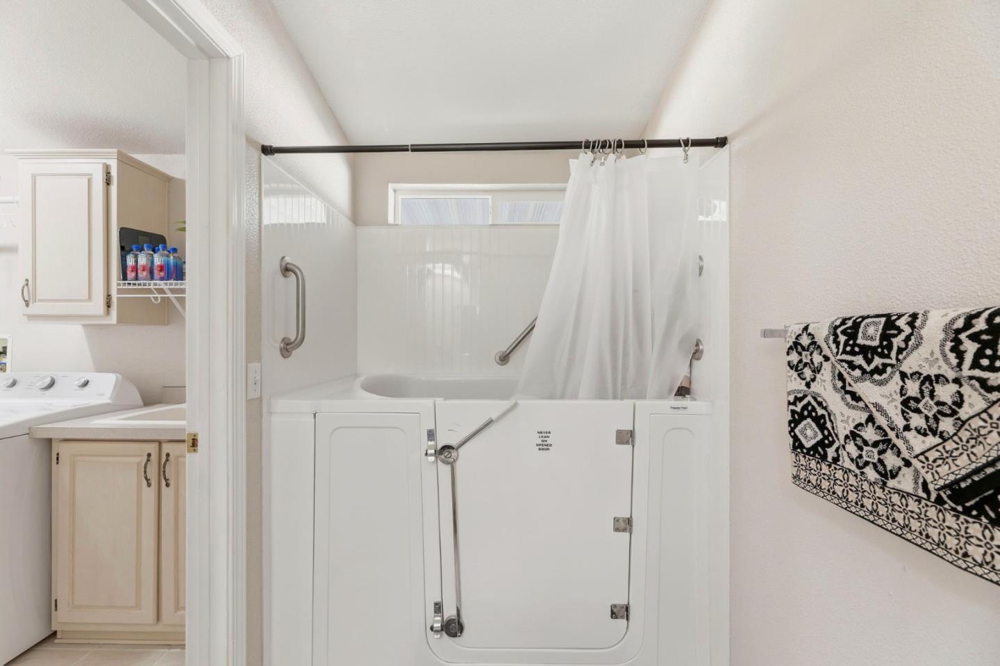 Detail Gallery Image 27 of 36 For 600 E Weddell Dr #247,  Sunnyvale,  CA 94089 - 3 Beds | 2 Baths