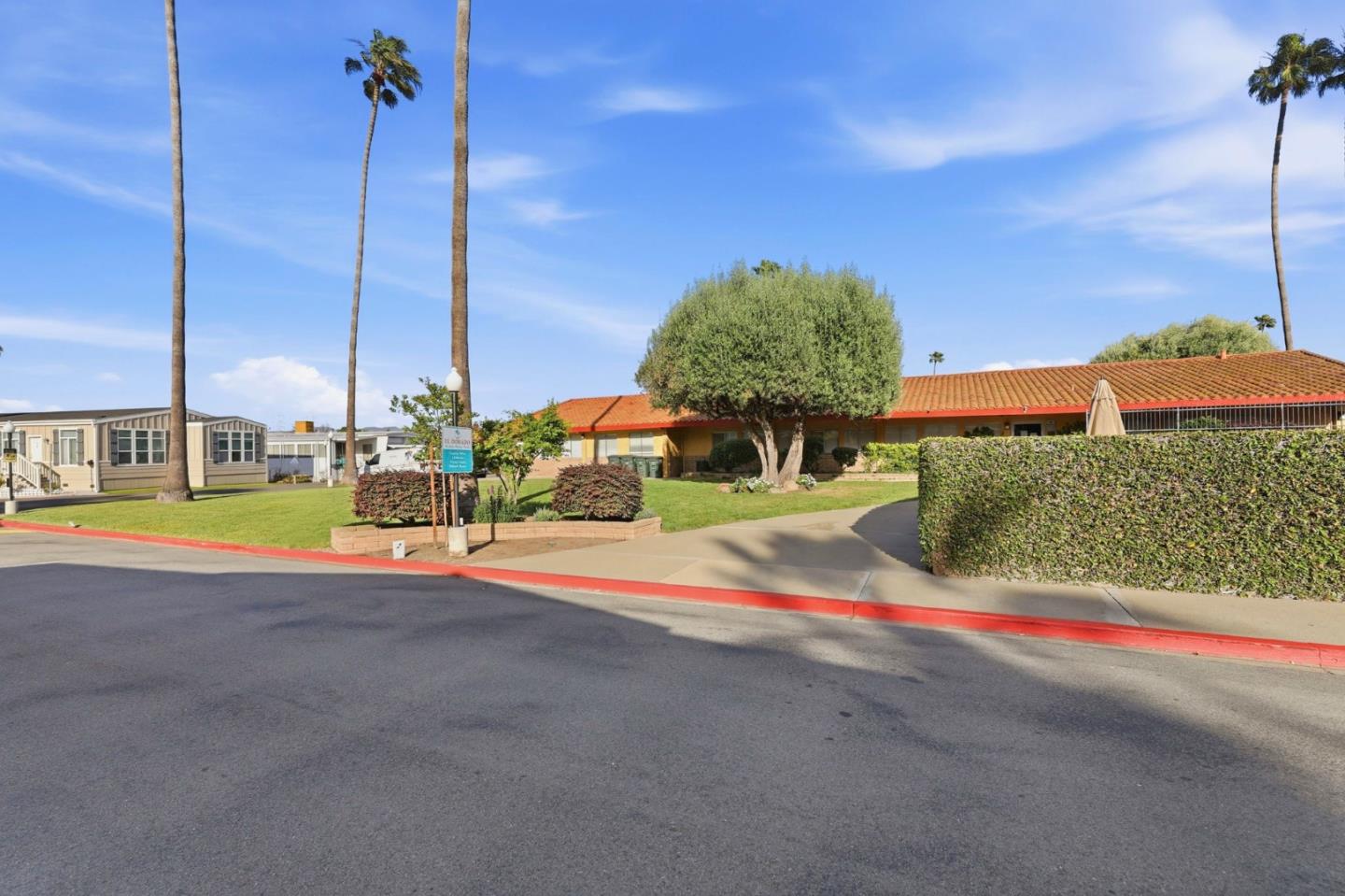 Detail Gallery Image 33 of 36 For 600 E Weddell Dr #247,  Sunnyvale,  CA 94089 - 3 Beds | 2 Baths