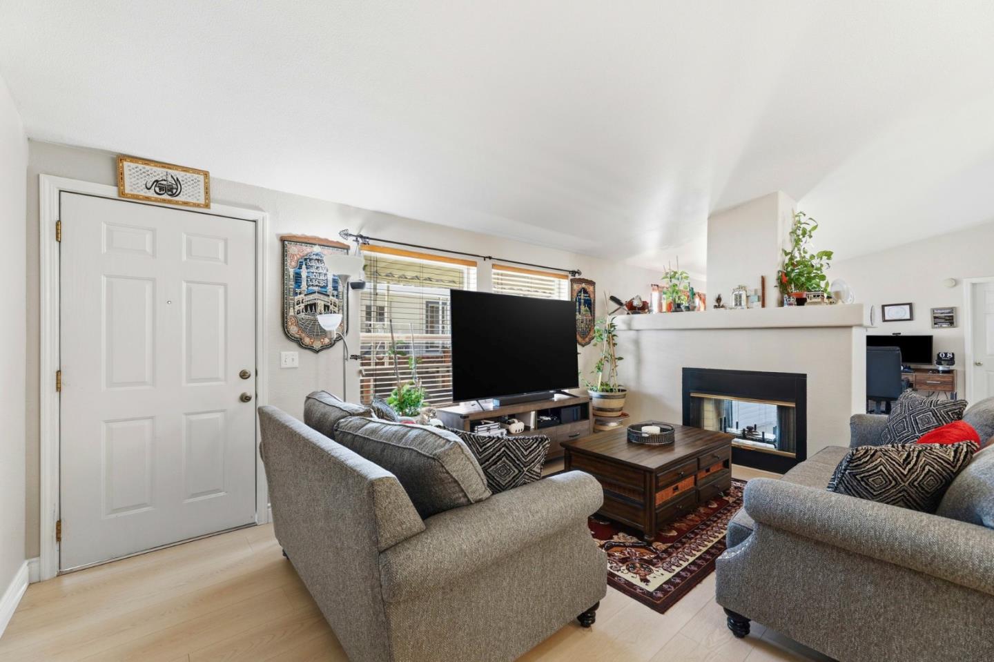 Detail Gallery Image 8 of 36 For 600 E Weddell Dr #247,  Sunnyvale,  CA 94089 - 3 Beds | 2 Baths