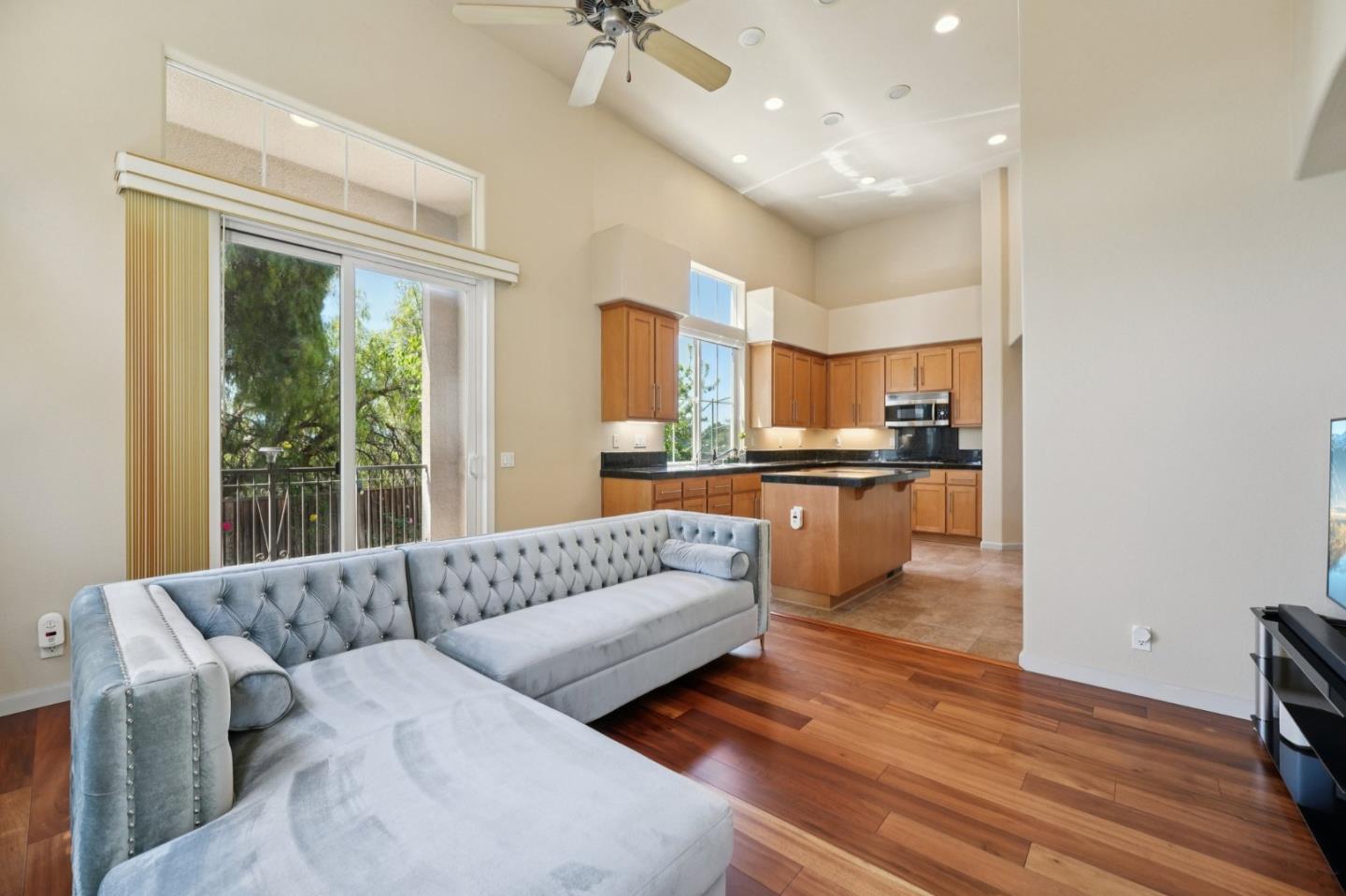 Detail Gallery Image 9 of 35 For 700 Portofino Pl, San Jose,  CA 95136 - 4 Beds | 2 Baths