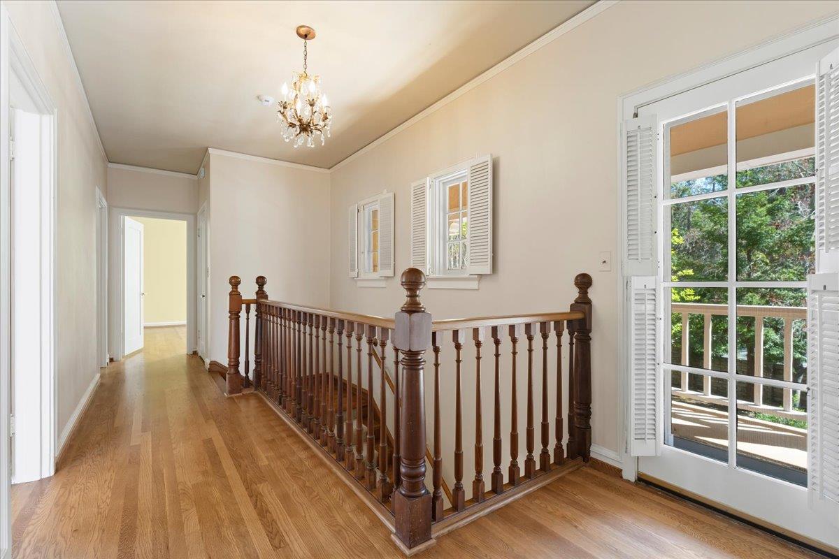 Detail Gallery Image 33 of 81 For 19941 Sunset Dr, Saratoga,  CA 95070 - 4 Beds | 3 Baths