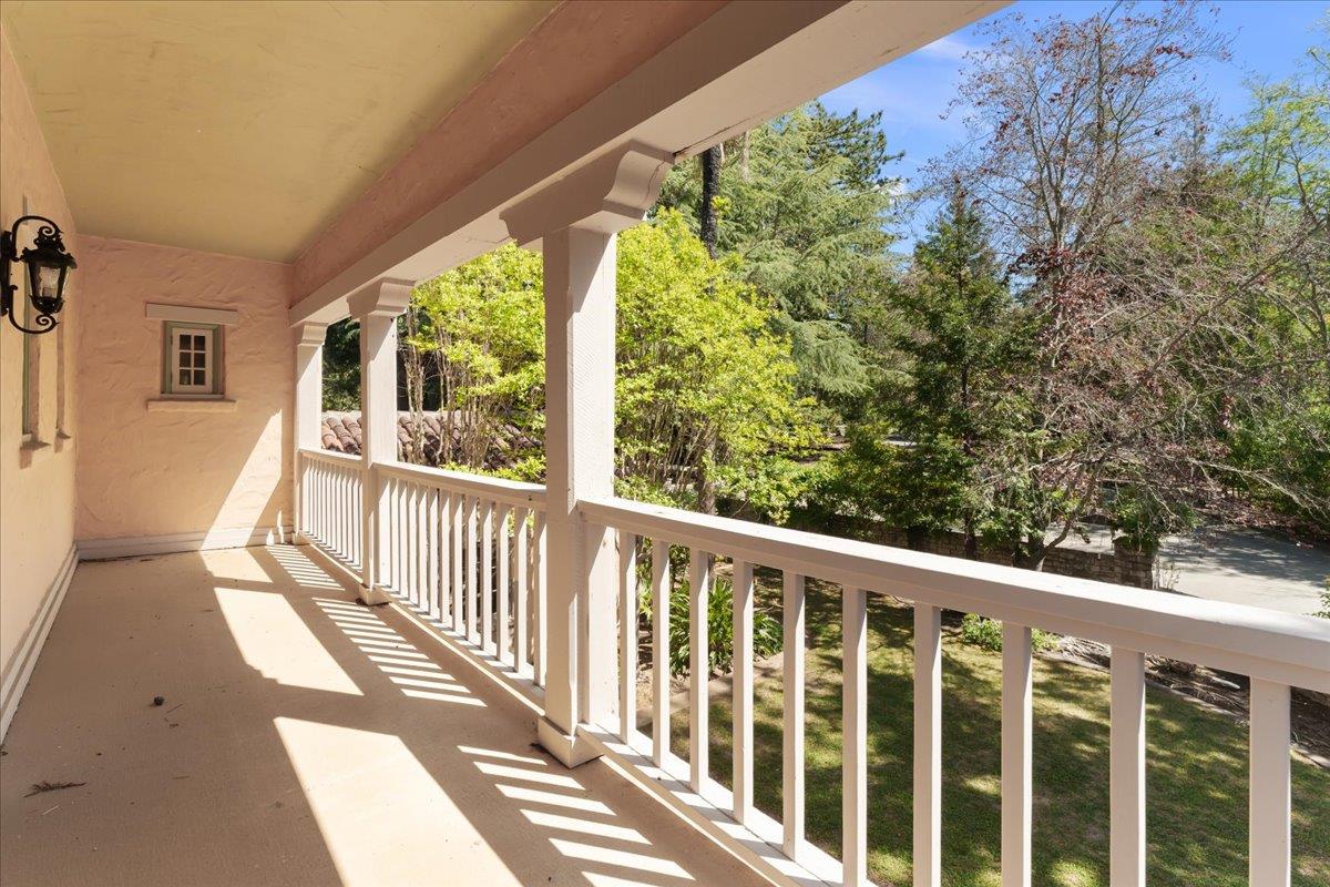 Detail Gallery Image 45 of 81 For 19941 Sunset Dr, Saratoga,  CA 95070 - 4 Beds | 3 Baths