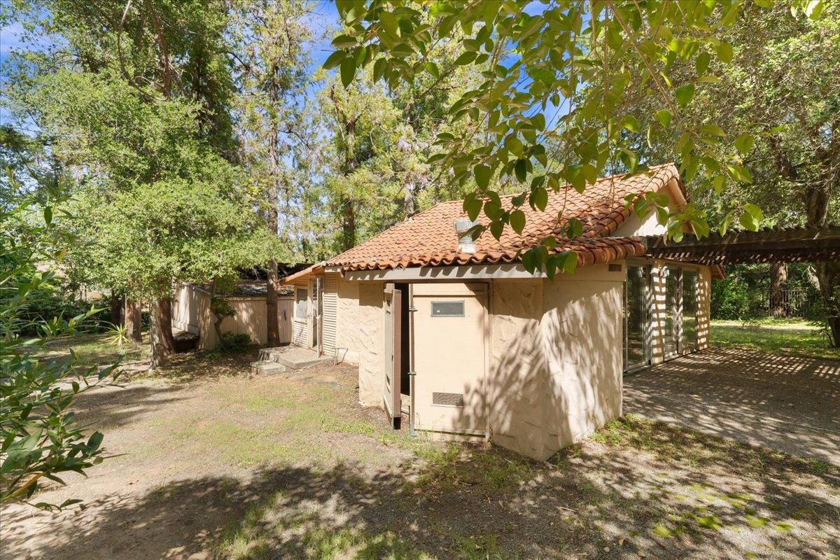 Detail Gallery Image 52 of 81 For 19941 Sunset Dr, Saratoga,  CA 95070 - 4 Beds | 3 Baths