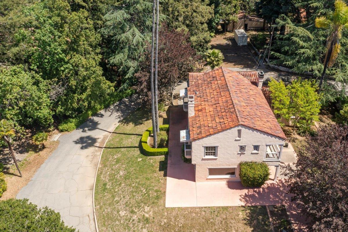 Detail Gallery Image 82 of 97 For 19941 Sunset Dr, Saratoga,  CA 95070 - 4 Beds | 3 Baths