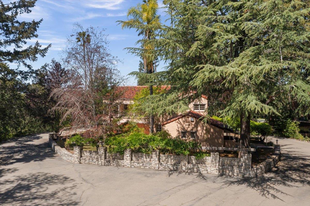 Detail Gallery Image 91 of 97 For 19941 Sunset Dr, Saratoga,  CA 95070 - 4 Beds | 3 Baths