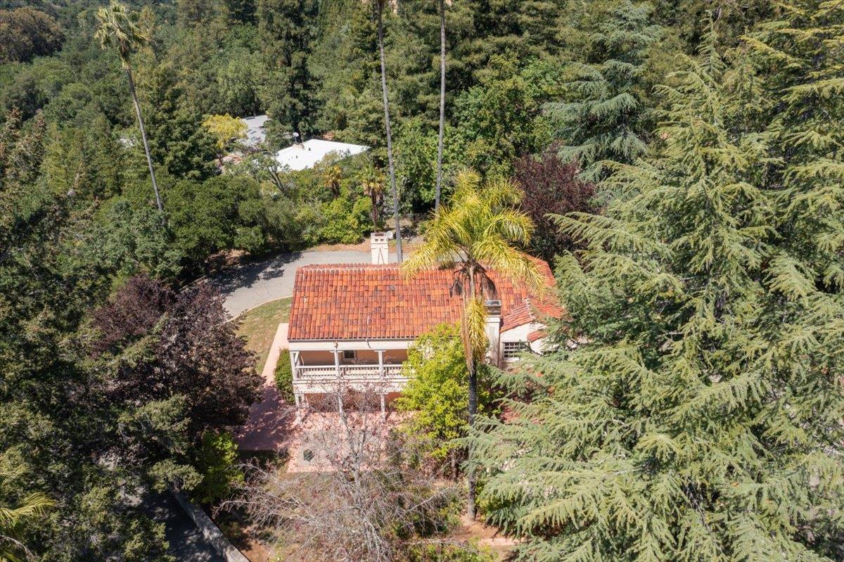 Detail Gallery Image 92 of 97 For 19941 Sunset Dr, Saratoga,  CA 95070 - 4 Beds | 3 Baths