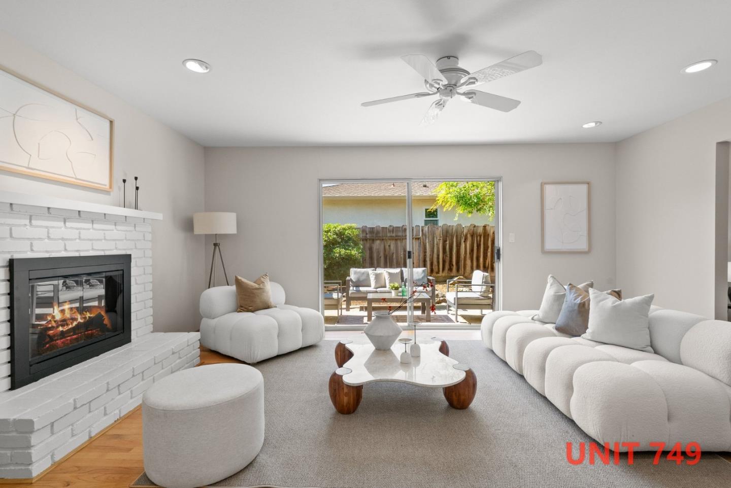 Detail Gallery Image 17 of 75 For 747-749 Rainbow Dr, Mountain View,  CA 94041 - – Beds | – Baths