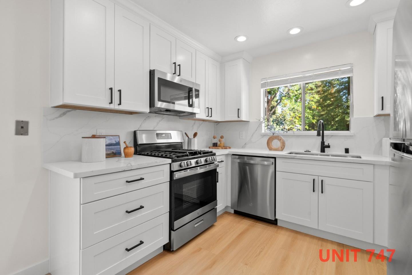 Detail Gallery Image 56 of 75 For 747-749 Rainbow Dr, Mountain View,  CA 94041 - – Beds | – Baths