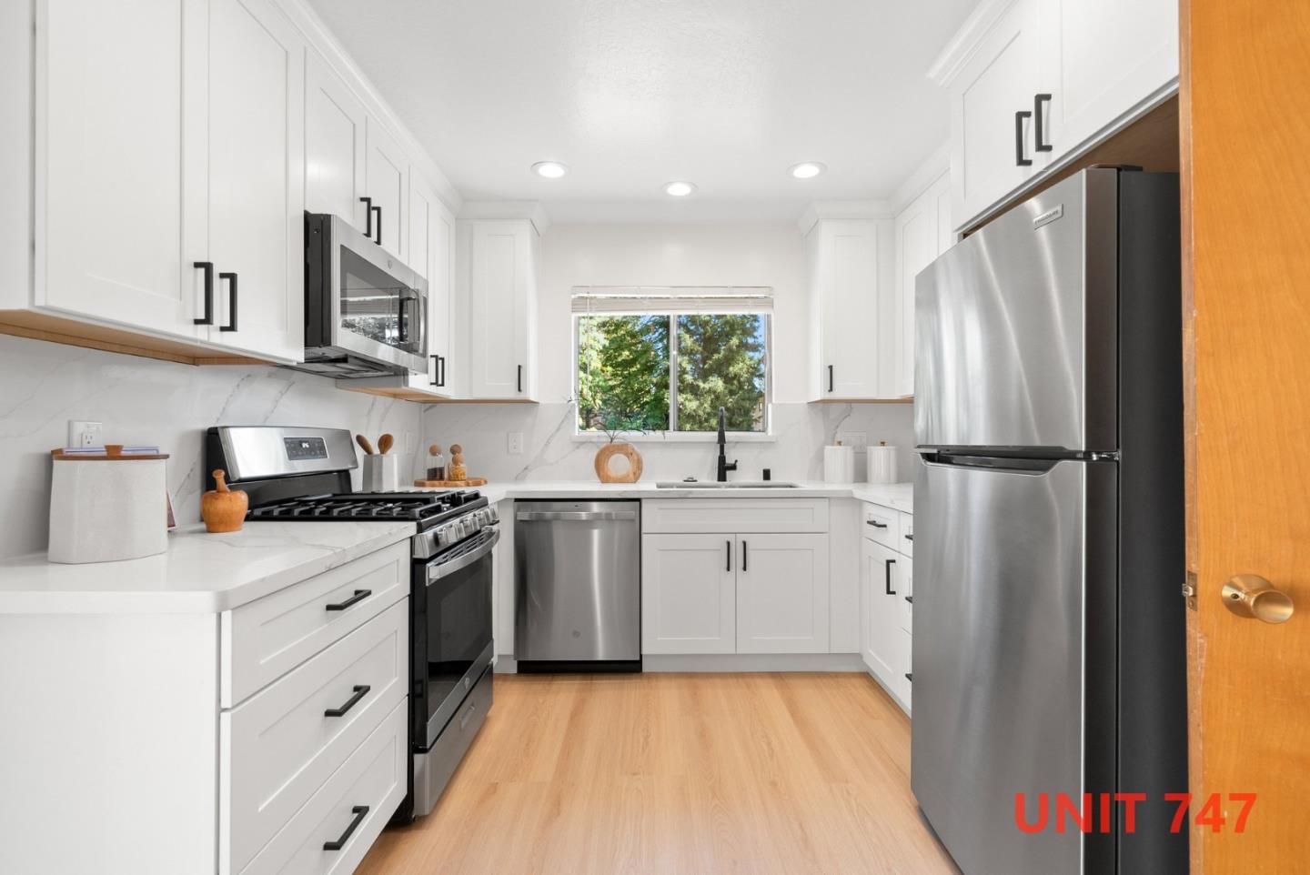 Detail Gallery Image 58 of 75 For 747-749 Rainbow Dr, Mountain View,  CA 94041 - – Beds | – Baths