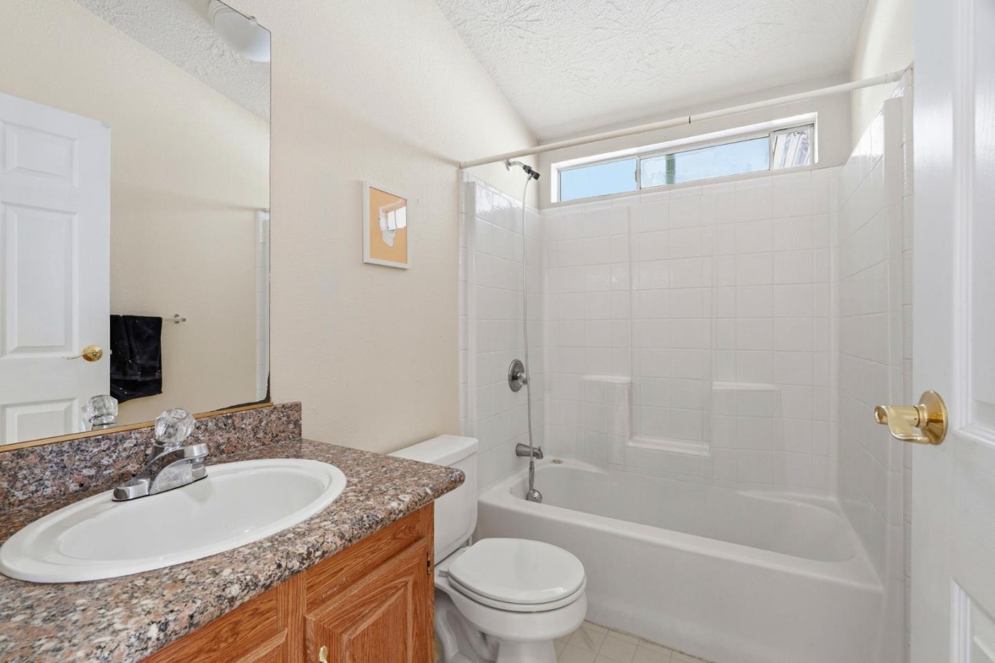 Detail Gallery Image 15 of 18 For 307 Southbay Dr #307,  San Jose,  CA 95134 - 3 Beds | 2 Baths