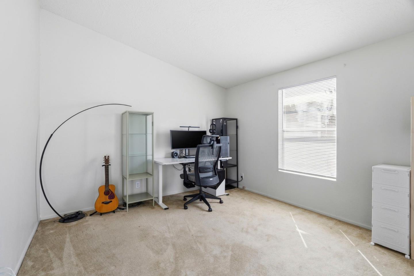 Detail Gallery Image 6 of 18 For 307 Southbay Dr #307,  San Jose,  CA 95134 - 3 Beds | 2 Baths