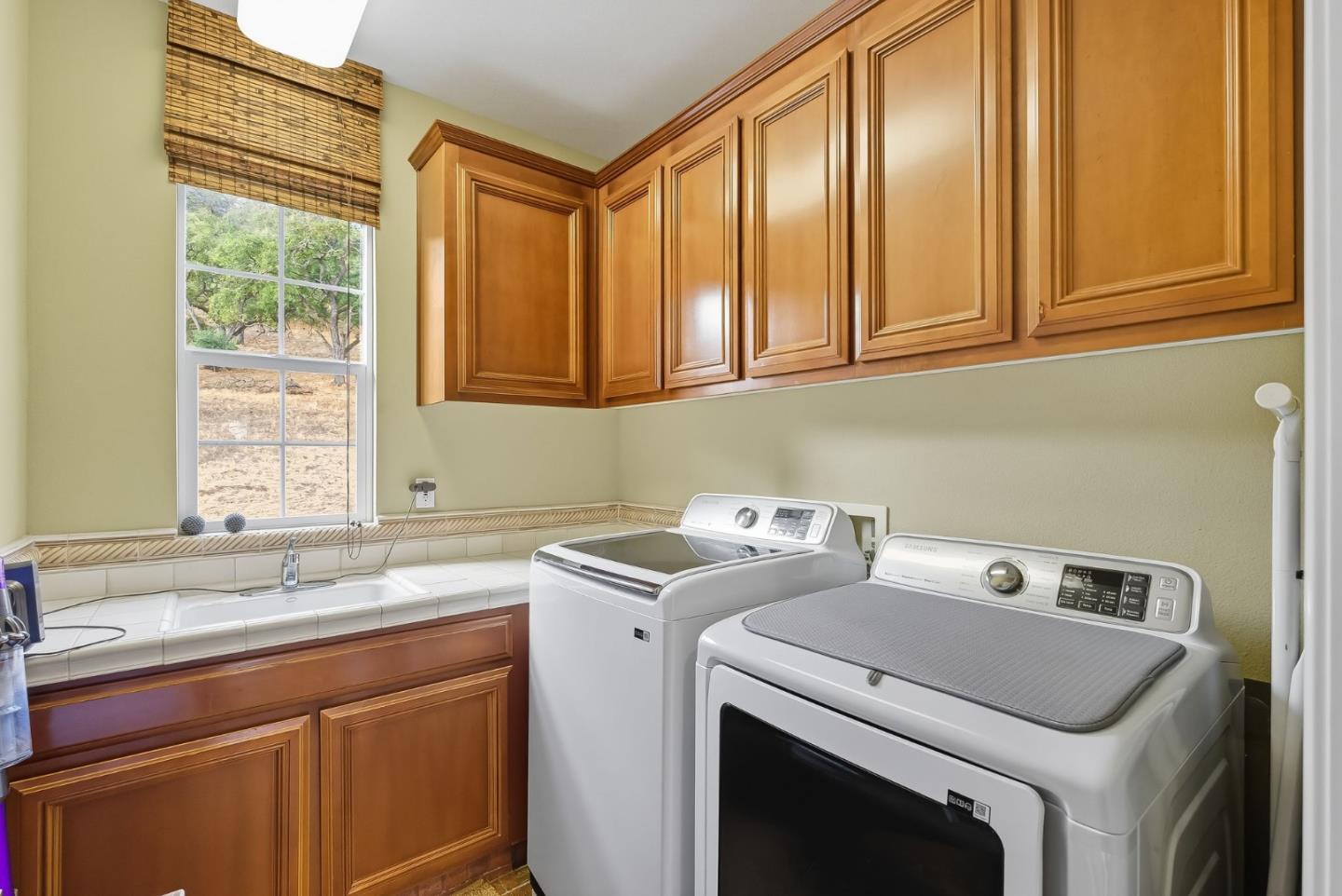 Detail Gallery Image 22 of 42 For 7260 Eagle Ridge Dr, Gilroy,  CA 95020 - 4 Beds | 3 Baths