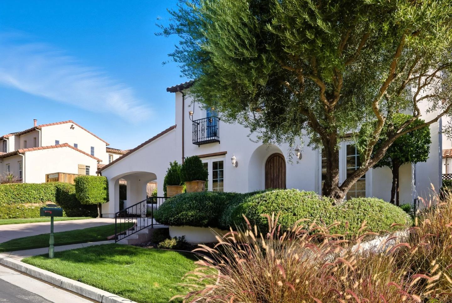 Detail Gallery Image 4 of 42 For 7260 Eagle Ridge Dr, Gilroy,  CA 95020 - 4 Beds | 3 Baths