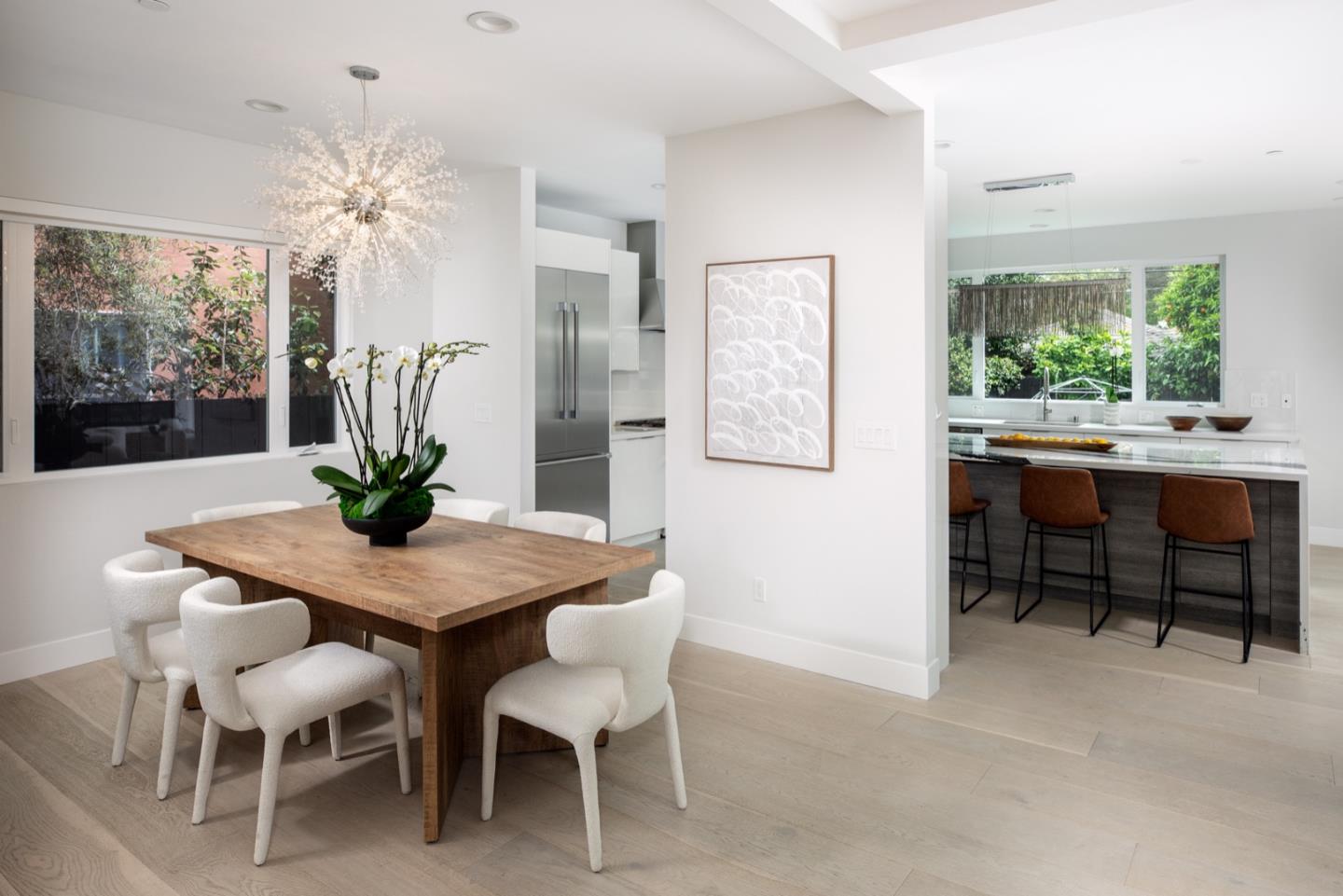 Detail Gallery Image 3 of 18 For 1036 Oakland Ave, Menlo Park,  CA 94025 - 4 Beds | 3 Baths