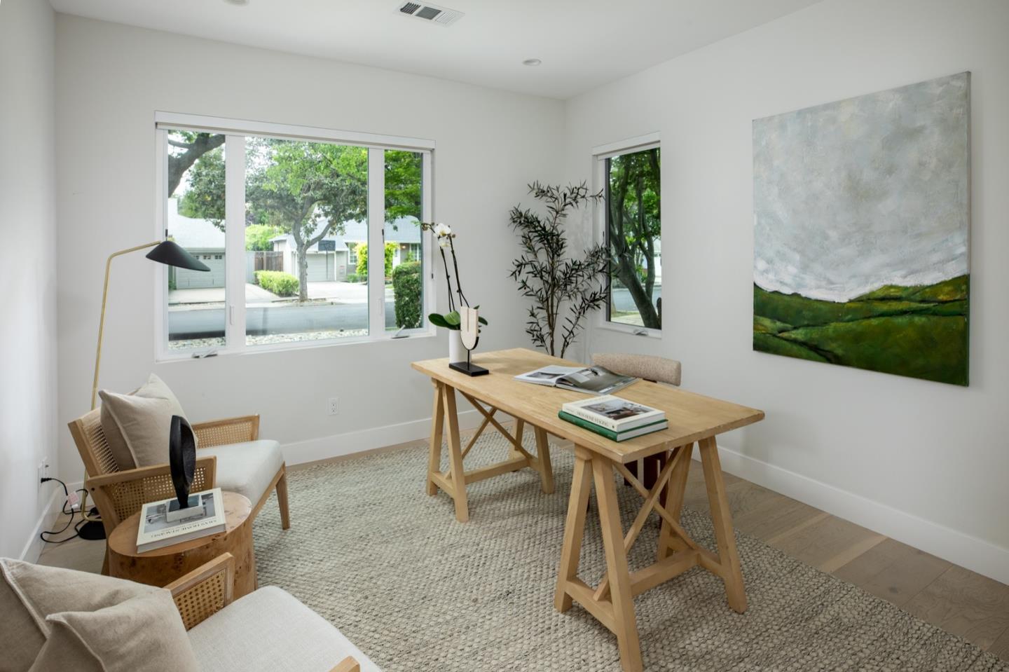 Detail Gallery Image 9 of 18 For 1036 Oakland Ave, Menlo Park,  CA 94025 - 4 Beds | 3 Baths