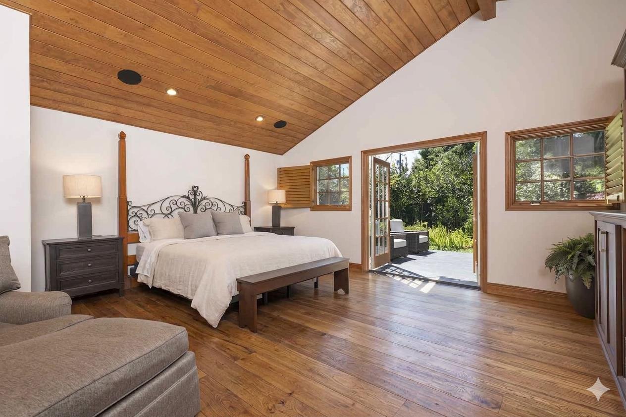 Detail Gallery Image 13 of 20 For 284 Selby Ln, Atherton,  CA 94027 - 3 Beds | 2 Baths