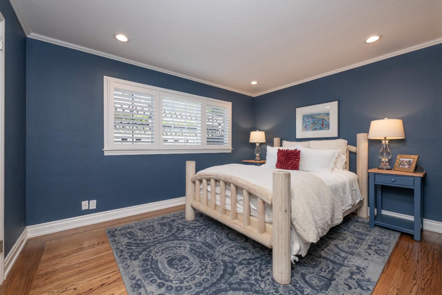 Detail Gallery Image 17 of 20 For 284 Selby Ln, Atherton,  CA 94027 - 3 Beds | 2 Baths