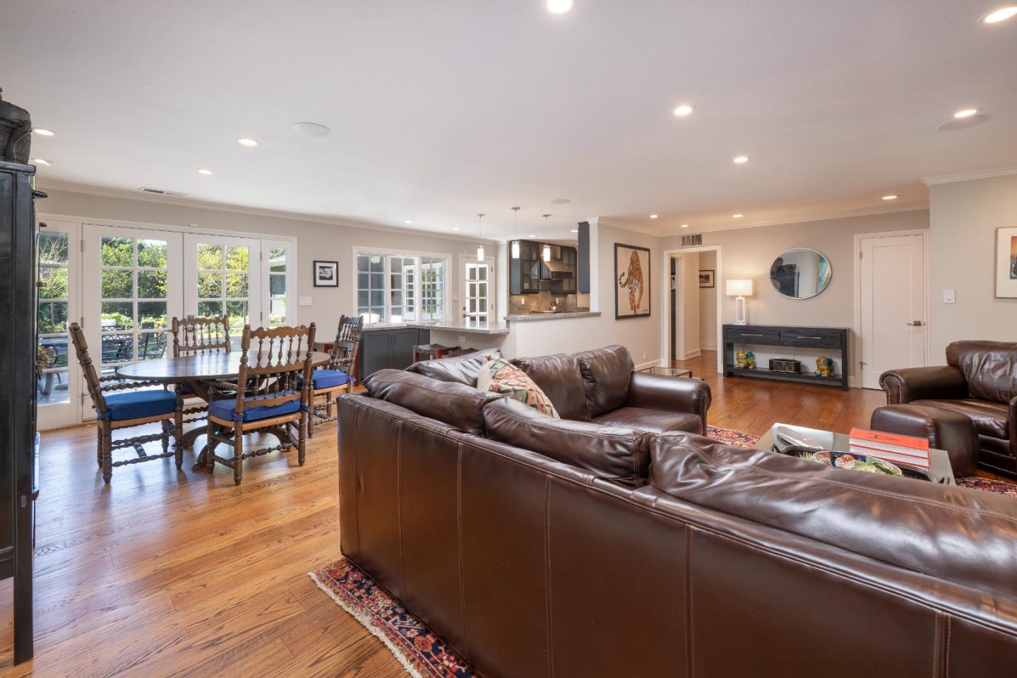 Detail Gallery Image 9 of 20 For 284 Selby Ln, Atherton,  CA 94027 - 3 Beds | 2 Baths