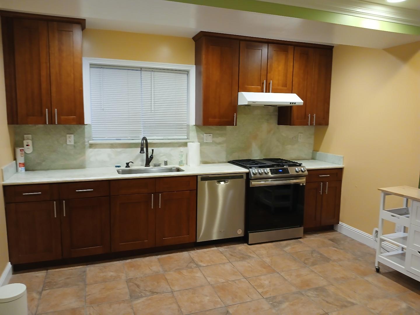 Detail Gallery Image 16 of 24 For 421 Columbus Ave #STREET,  El Granada,  CA 94018 - 1 Beds | 2 Baths