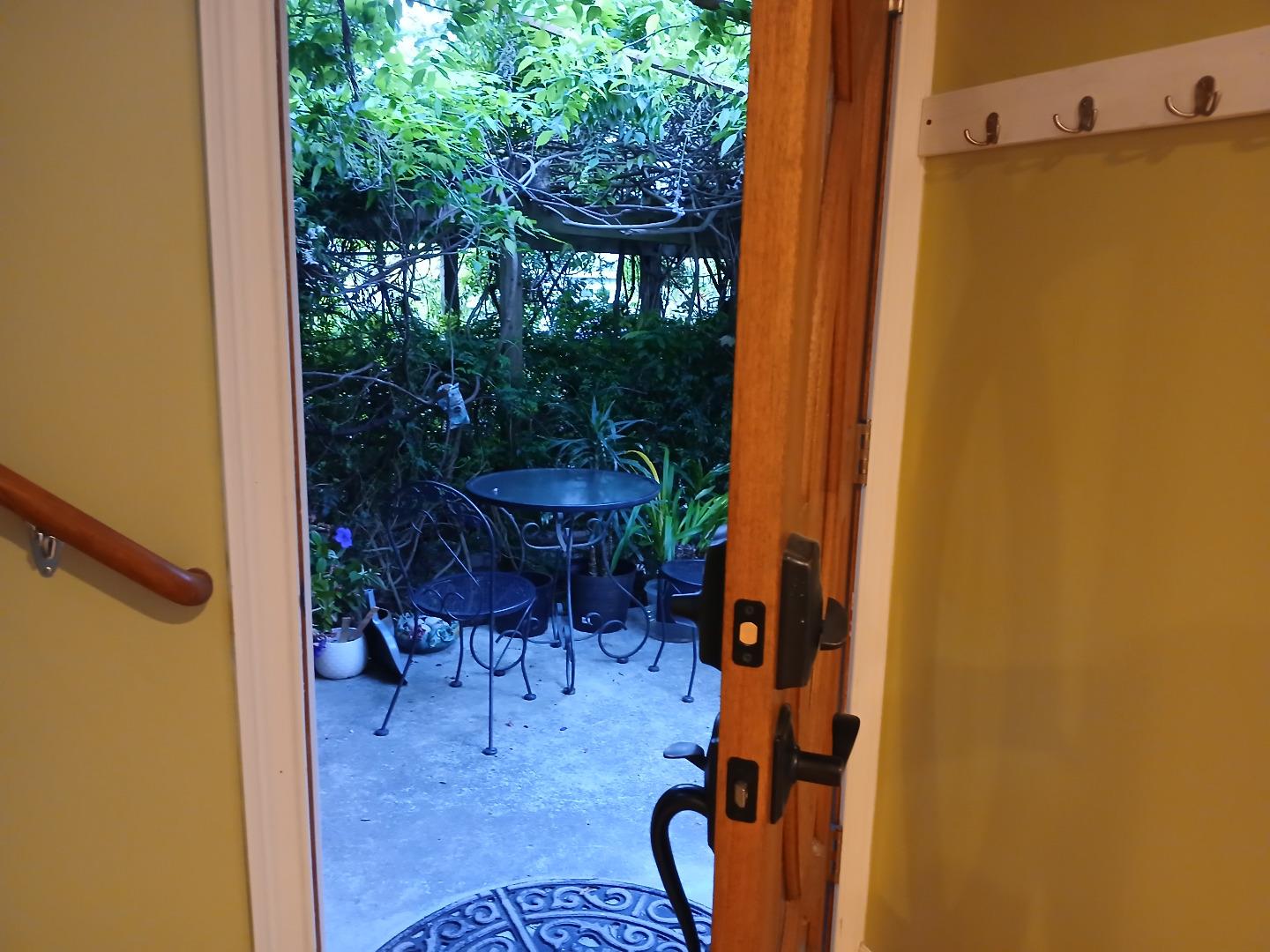 Detail Gallery Image 2 of 24 For 421 Columbus Ave #STREET,  El Granada,  CA 94018 - 1 Beds | 2 Baths