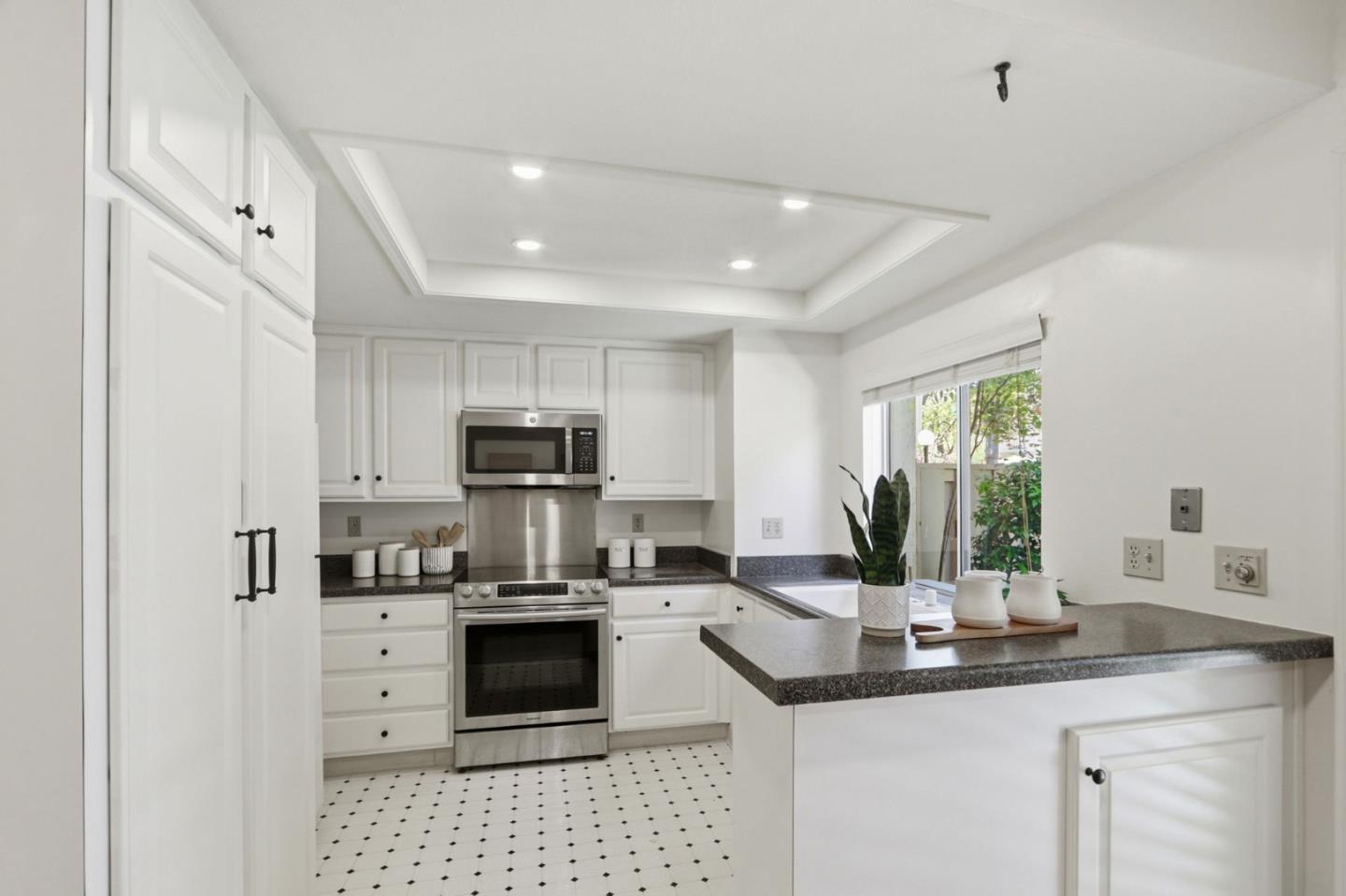 Photo #6: ML82043680 Listing: Photo #6