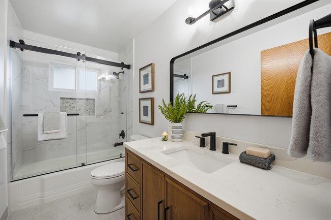 Detail Gallery Image 10 of 31 For 395 Heidi Dr, Morgan Hill,  CA 95037 - 3 Beds | 2 Baths