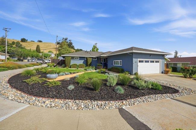 Detail Gallery Image 2 of 31 For 395 Heidi Dr, Morgan Hill,  CA 95037 - 3 Beds | 2 Baths