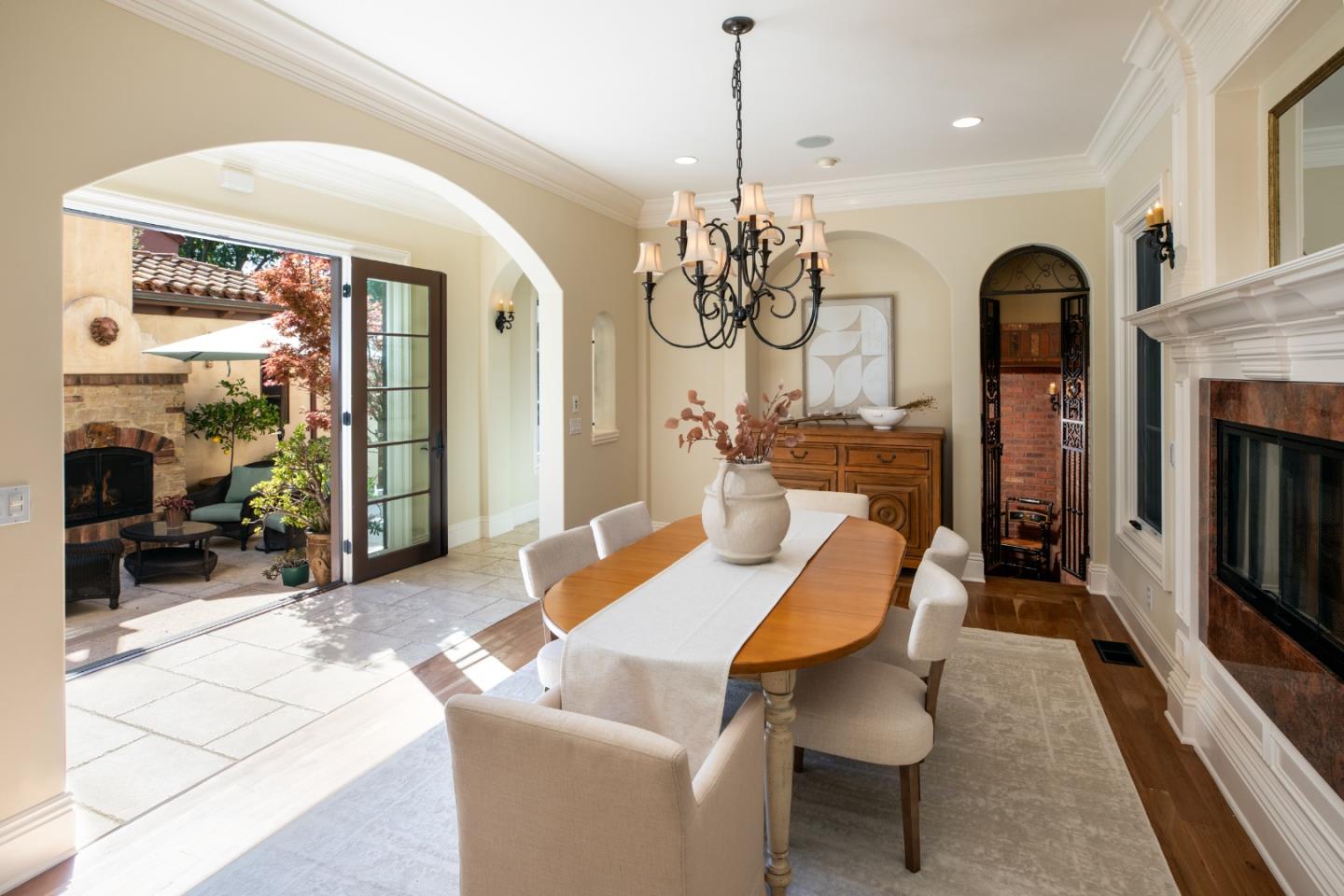 Detail Gallery Image 10 of 50 For 1335 Glenwood Ave, San Jose,  CA 95125 - 5 Beds | 3/1 Baths