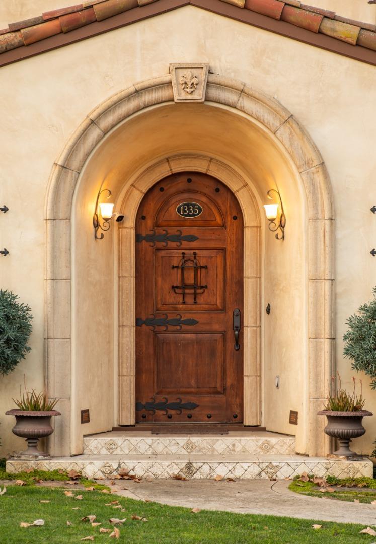 Detail Gallery Image 5 of 50 For 1335 Glenwood Ave, San Jose,  CA 95125 - 5 Beds | 3/1 Baths