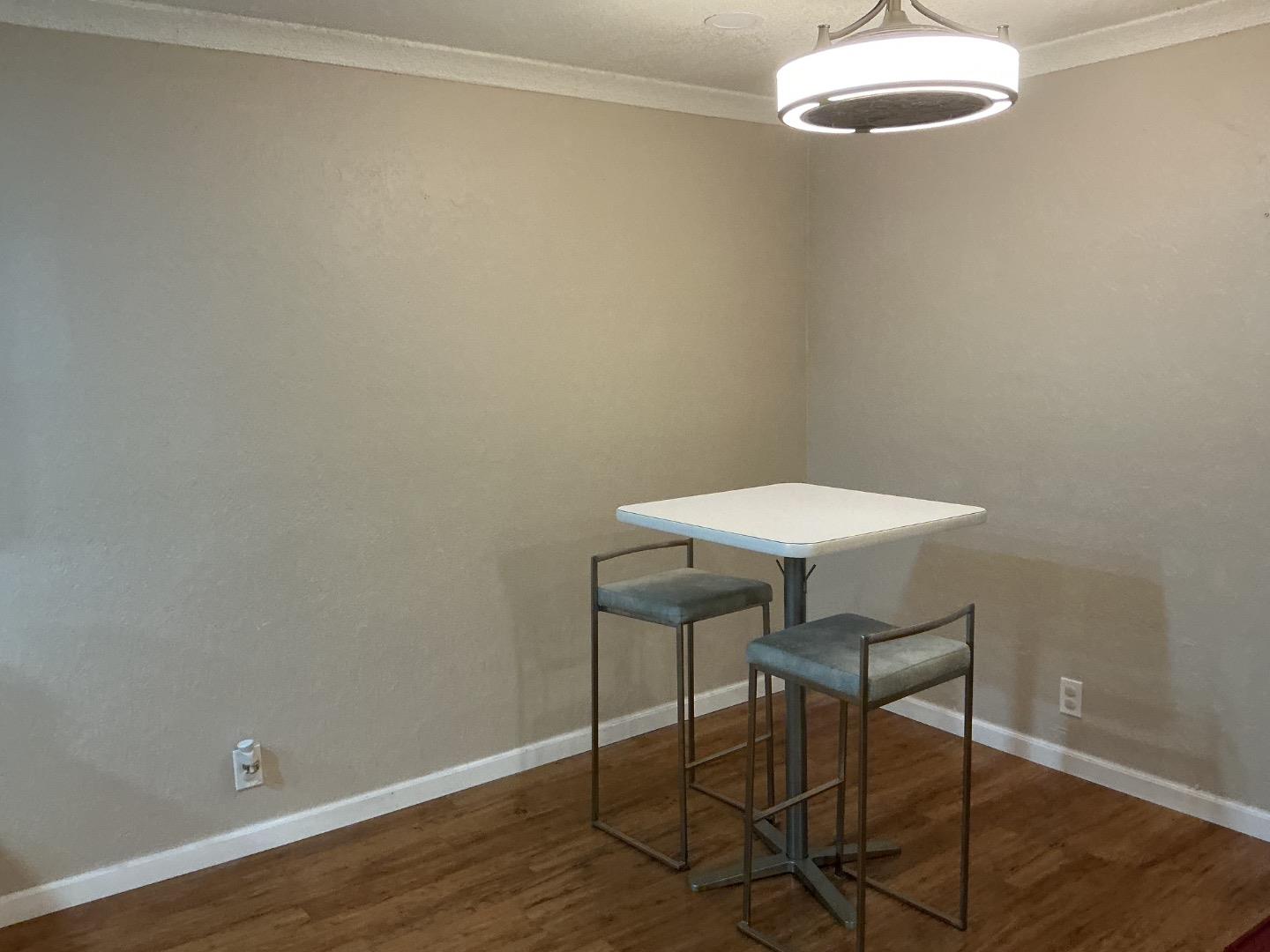 Detail Gallery Image 5 of 6 For 259 N Capitol Ave #180,  San Jose,  CA 95127 - 1 Beds | 1 Baths