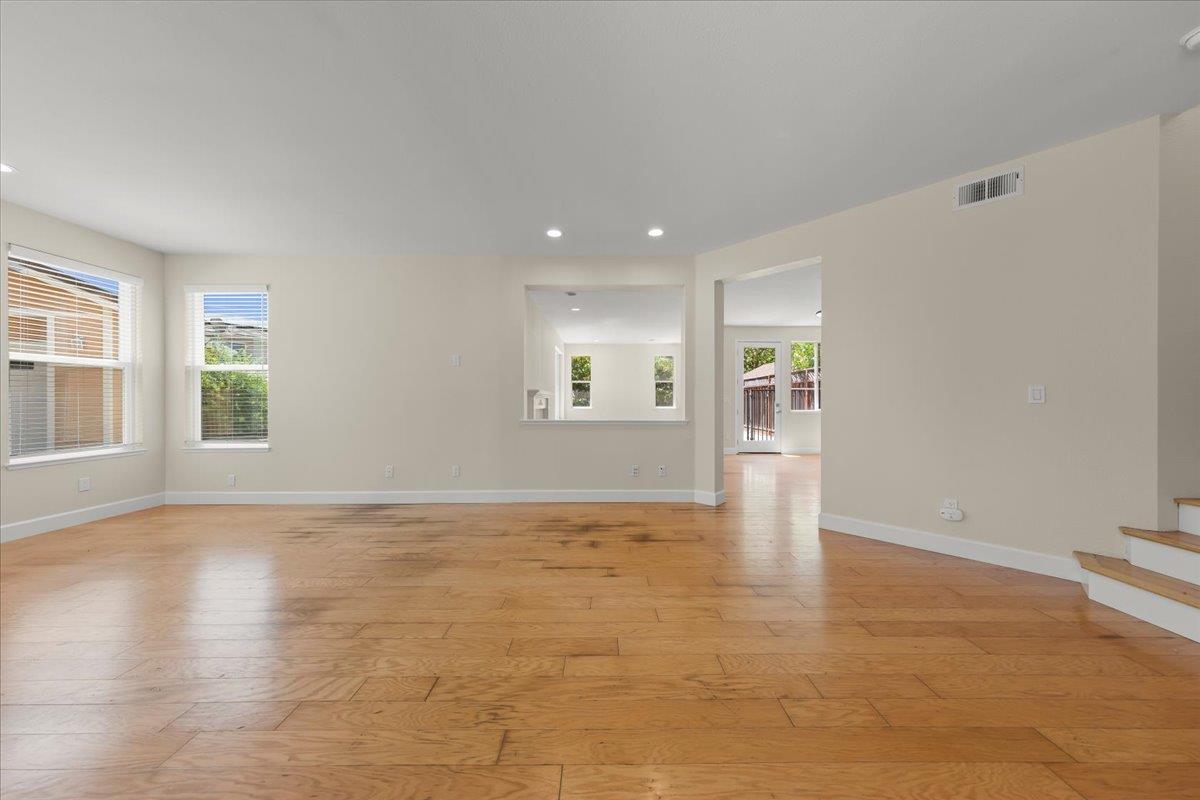500 Birdsong ST, Gilroy, CA 95020, Photo 7