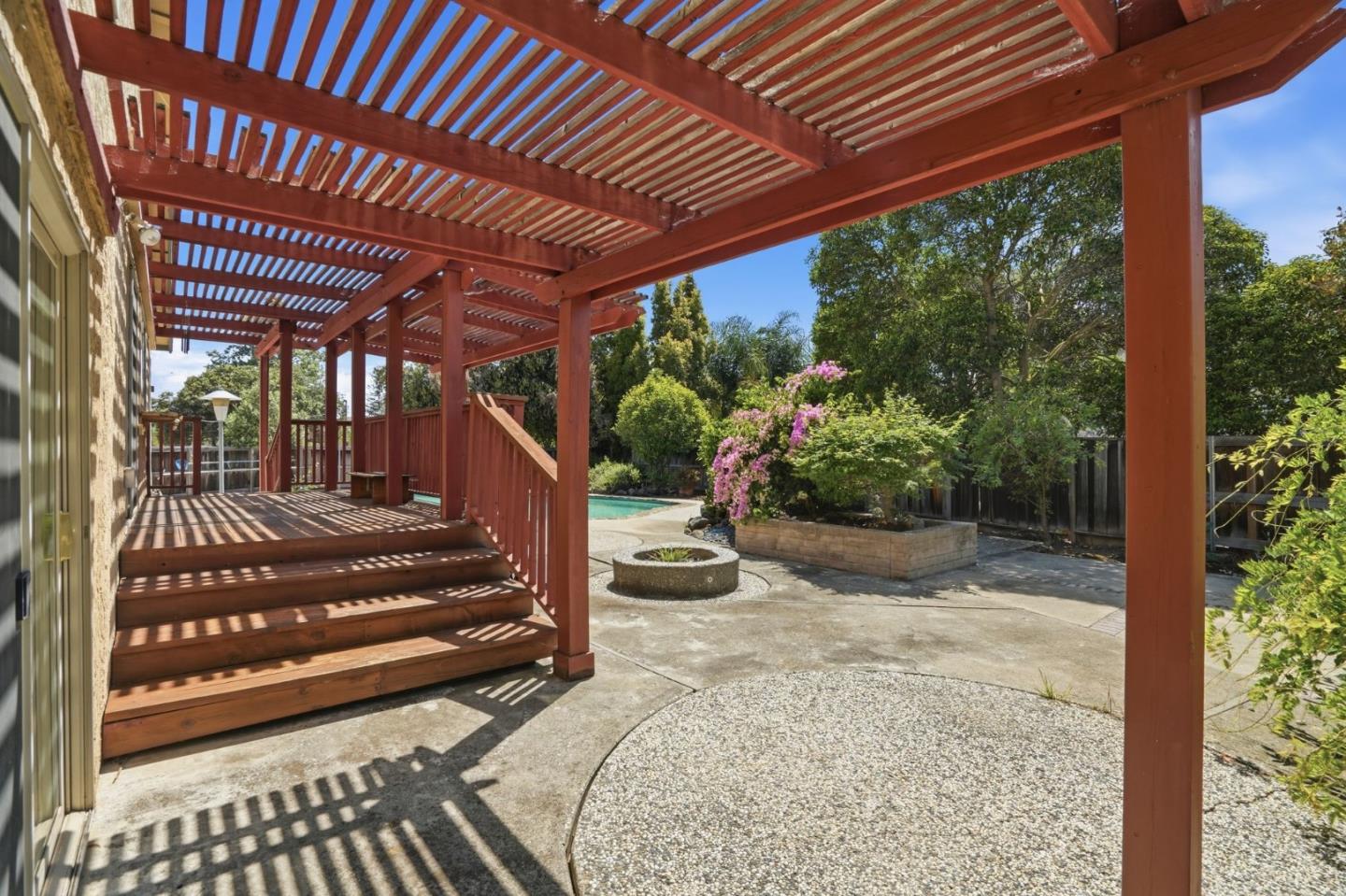 Detail Gallery Image 29 of 36 For 1111 Piedmont Rd, San Jose,  CA 95132 - 4 Beds | 2/1 Baths