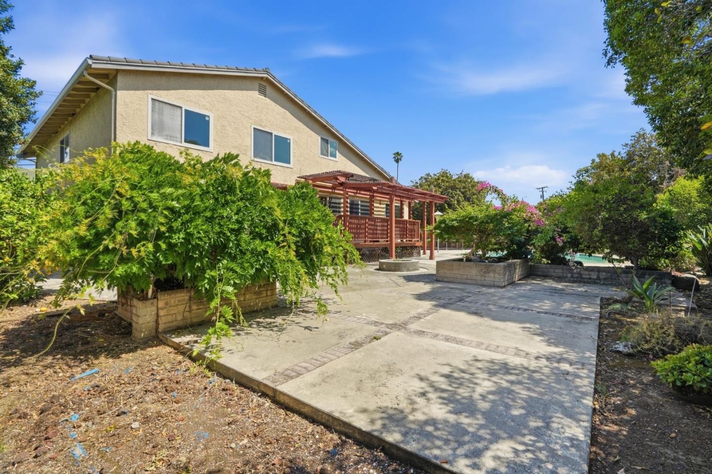 Detail Gallery Image 30 of 36 For 1111 Piedmont Rd, San Jose,  CA 95132 - 4 Beds | 2/1 Baths