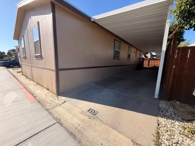 Detail Gallery Image 10 of 16 For 117 Peartree Ln, Hollister,  CA 95023 - 4 Beds | 2 Baths