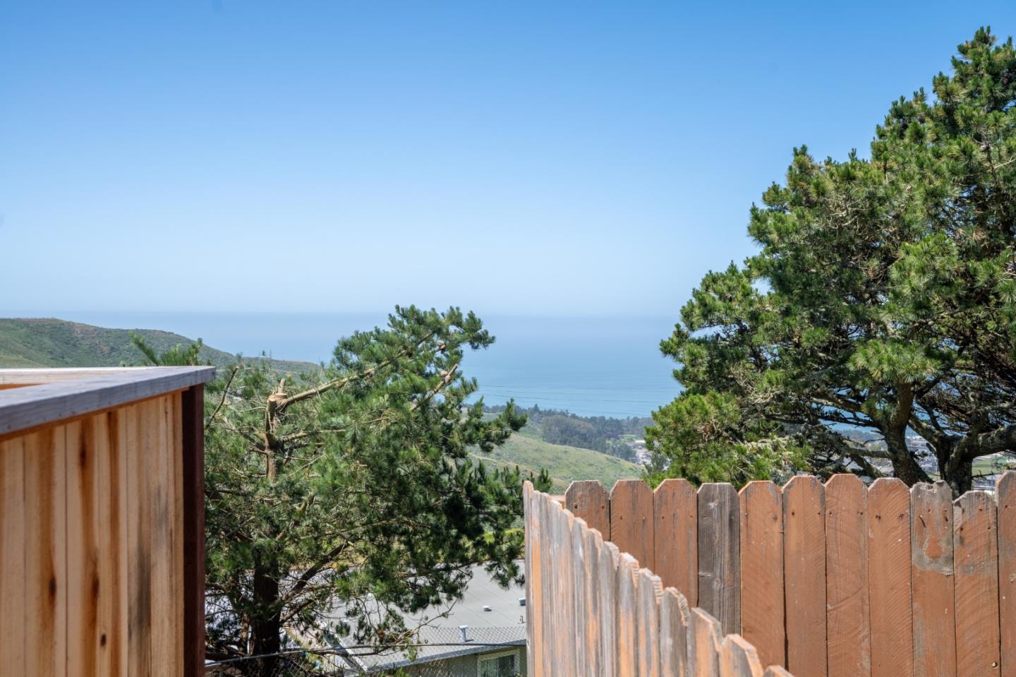 556 Heathcliff Drive, Pacifica, CA, 94044