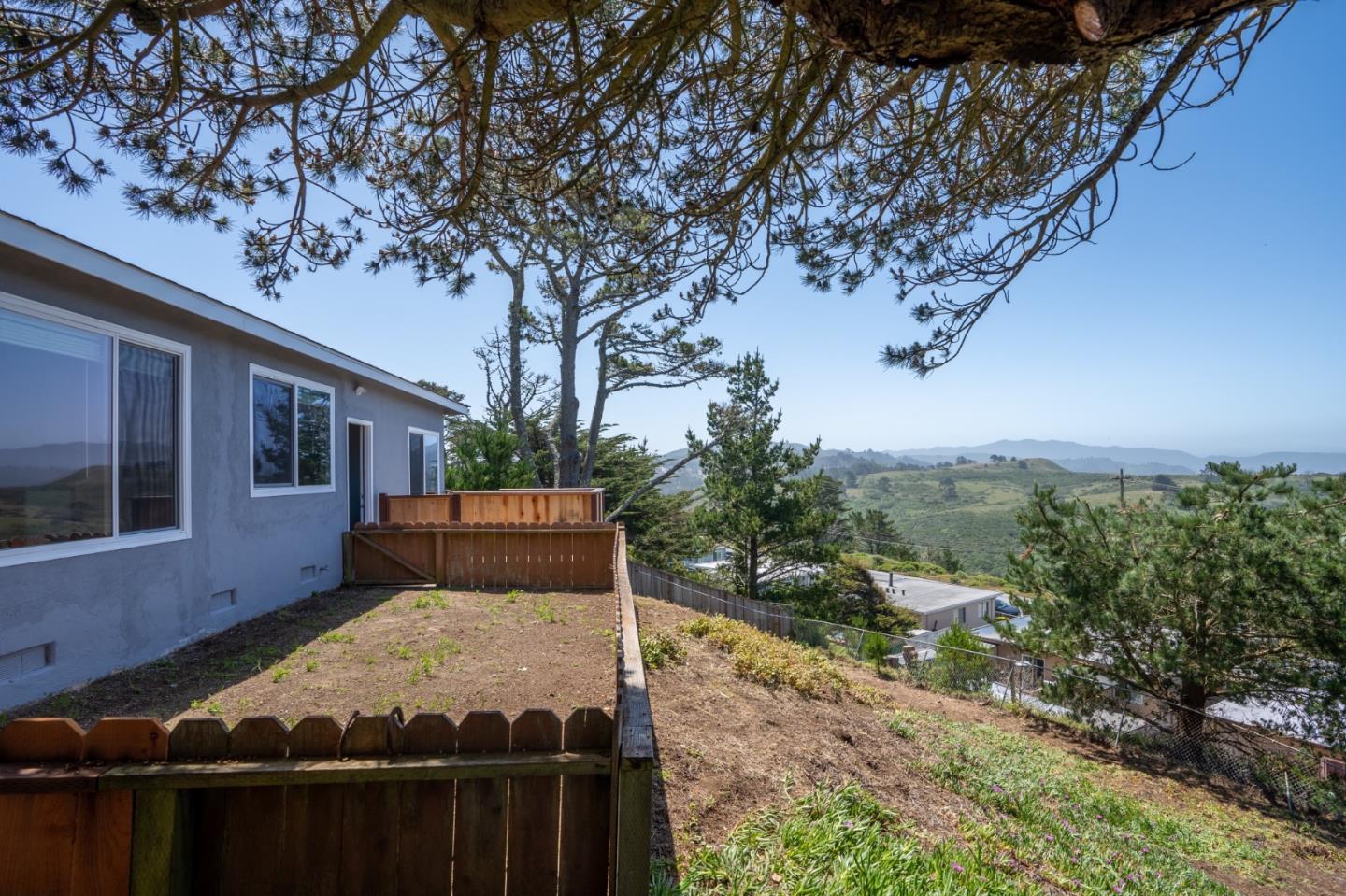 556 Heathcliff Drive, Pacifica, CA, 94044