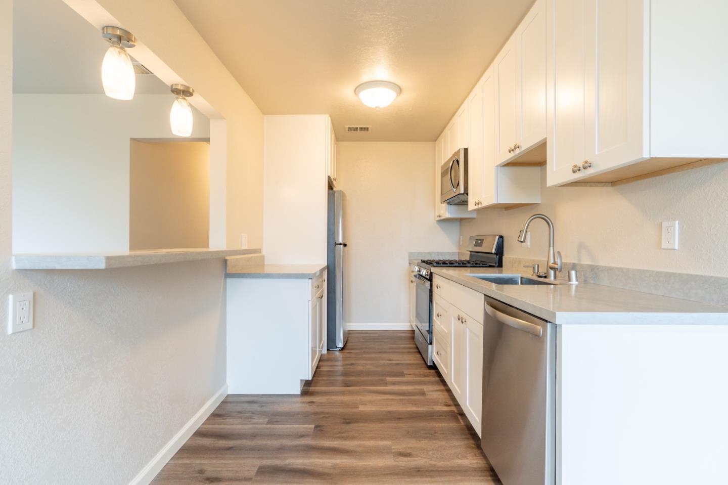 556 Heathcliff Drive, Pacifica, CA, 94044